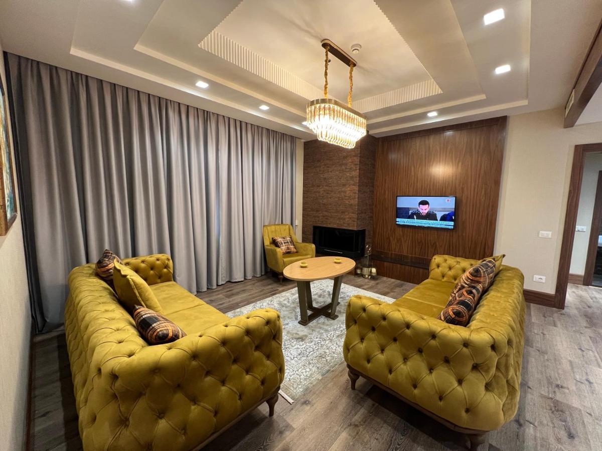 Hotel Golden Palace Shkodra Kültér fotó